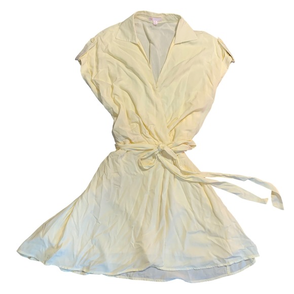 GB Wrap Dress Rayon Blend Tie Waist‎ Short Sleeve Butter Yellow Size Medium - Picture 1 of 7